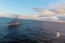 Partita da Lampedusa la prima nave diretta in Albania