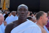 Il ‘nuovo italiano’ Khabi Lame alla Mecca: “Allah” – Video