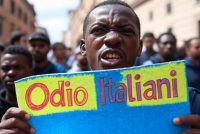 Maranza di Don Alì dichiarano guerra: “La polizia è un nemico”