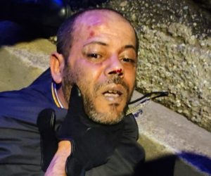 Marocchino cerca di sgozzarlo: mi piace uccidere poliziotti italiani