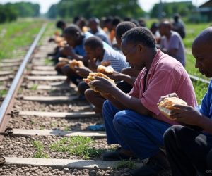 Invece di modernizzare le ferrovie hanno speso miliardi in accoglienza e ora danno la colpa a Salvini