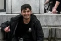 Se non fate il blocco navale siete complici di questo terrorista che ride