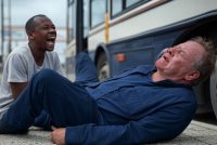 Autista bus picchiato e sputato dai passeggeri africani