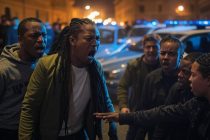 Nordafricani lanciano sassate contro italiani, questura invita italiani a “non provocare”