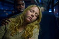 Minaccia di sgozzarla sul bus: si cerca un maranza