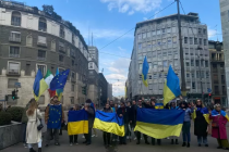 Imboscati ucraini protestano a Milano sotto Consolato Usa: perché non si arruolano?
