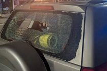 Maranza assaltano l’auto armati di bastoni e machete per linciarlo