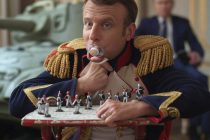 Macron, il Re di Parigi Centro: La Francia è islamica, ma lui sogna di invadere la Russia