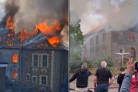 Chiesa incendiata in Galles: cristiani sotto attacco in Europa – VIDEO