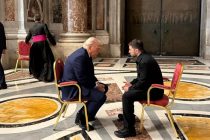 Zelensky confessa a Trump i propri peccati: incontro a San Pietro