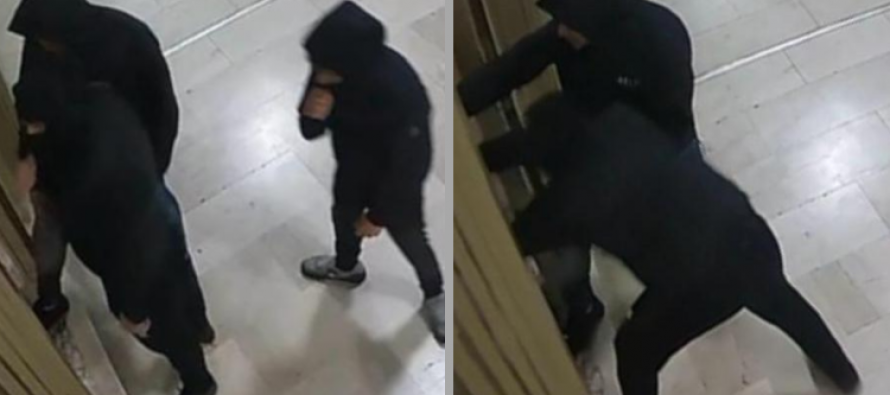 Maranza circondano il condominio: «I nostri figli vivono nel terrore»