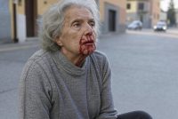 Immigrato ha ucciso un’anziana italiana spaccandole la testa