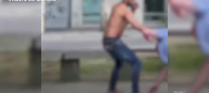 Marocchino liberato dalle toghe accoltella passanti – VIDEO