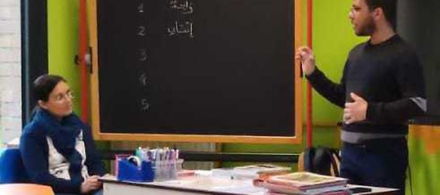 Lezioni di islam alle elementari, a Cremona l’imam indottrina i vostri figli