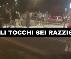 Per la sinistra se non ti lasci fare a pezzi col machete sei razzista