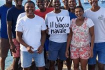 ATTACCO ALL’ITALIA, LAMPEDUSA INVASA: RECORD DI SBARCHI NASCOSTO DAI MEDIA