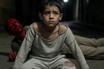 Un altro ragazzino circondato e picchiato da 8 maranza
