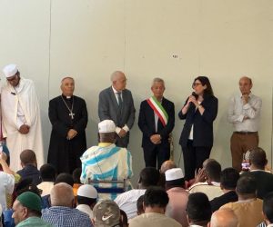 Forlì, il prefetto in moschea per la Festa del Sacrificio: Italia tradita