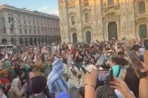 Milano è una città afroislamica: piazza Duomo di nuovo profanata – VIDEO