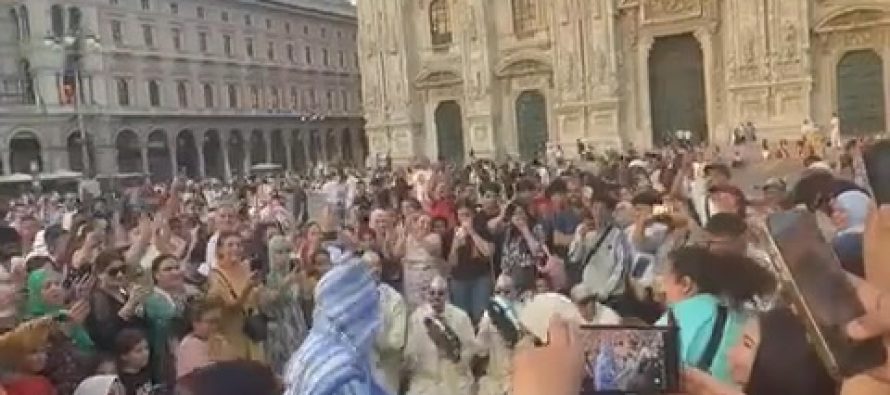 Milano è una città afroislamica: piazza Duomo di nuovo profanata – VIDEO