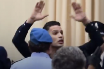 Ha bruciata viva una mamma italiana, no ergastolo: l’immigrato inneggia ad Allah – VIDEO