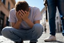 Ragazzino frustato dai marocchini in pieno centro a Rovigo