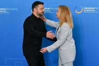 **Meloni, la svolta choc: “Abbiamo bisogno di immigrati”**