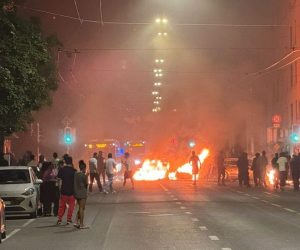 Altro maranza muore su scooter rubato, scoppia la guerriglia islamica: passante massacrato – VIDEO