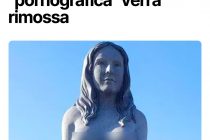 Rimossa la Sirenetta perché troppo formosa