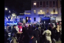 Islamici assaltano poliziotti a Brescia in nome di Hamas: è emergenza – VIDEO