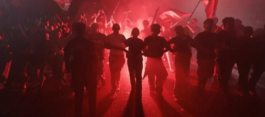 Gli amici di Hamas bloccano la tangenziale a Roma: attacchi alla polizia