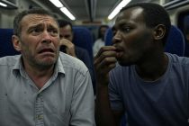 Allarme sui Treni: Nordafricano Stacca Dito a Morsi a Passeggero