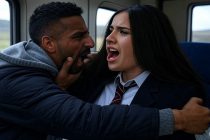 Africano cerca di violentare la capotreno: sono qui per stuprare