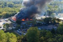 Uomo armato spara e brucia chiesa in Michigan. Trump: “Attacco ai cristiani” – Video