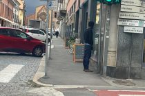 Per mesi ha fatto pipì sulle vetrine: poi è passato a violentare ragazzine – FOTO