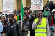 Africani marciano su Verona: vogliono la testa del poliziotto che ha ucciso uno di loro armato di coltello