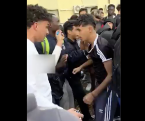 Parma, scuola invasa dai maranza: musiche arabe – VIDEO