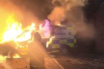 Ospite centro accoglienza stupra bimba di 10 anni: cittadini bruciano tutto