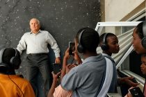 Anziano sfrattato si getta dal sesto piano: intanto ospitiamo 200mila immigrati in centri accoglienza