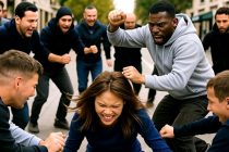 Pericoloso clandestino libero per Milano: pugni a donna