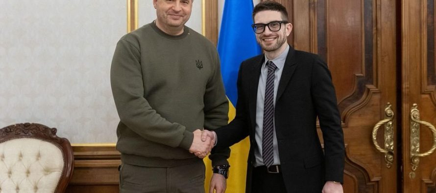 Yermak, il numero due di Zelensky fuori per corruzione