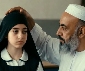 Studentessa si getta da finestra scuola: padre islamico la obbligava al velo