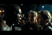 Stupratore col braccialetto elettronico in giro in cerca di prede