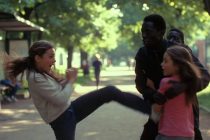 Treviso, 14enne trascinata in un parco da africano: amica la salva da uno stupro