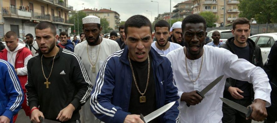 Maranza armati di coltello invadono le città italiane