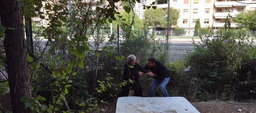 Africano trascina 60enne italiana in cespuglio e la stupra, poi si rifugia in centro profughi