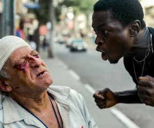 Anziano volontario massacrato dall’immigrato che stava sfamando per strada