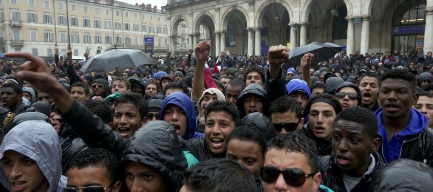 Maranza assaltano la stazione di Bergamo – VIDEO CHOC