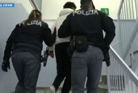 Africani massacrano due ragazzi italiani per un paio di scarpe – VIDEO