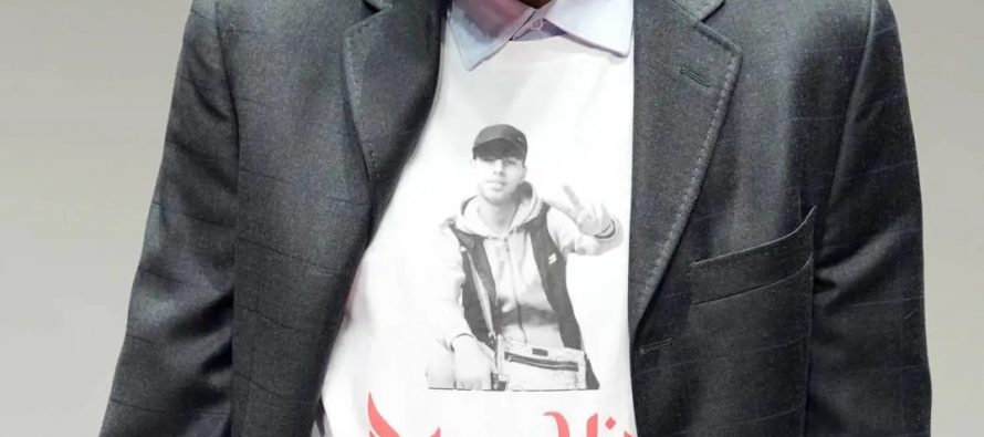 Ambrogini, applausi per poliziotti e carabinieri.  La sinistra protesta: voleva darlo a Ramy